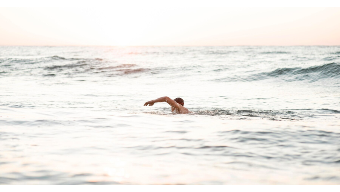 Benefici del nuoto: lo sport perfetto per l'estate